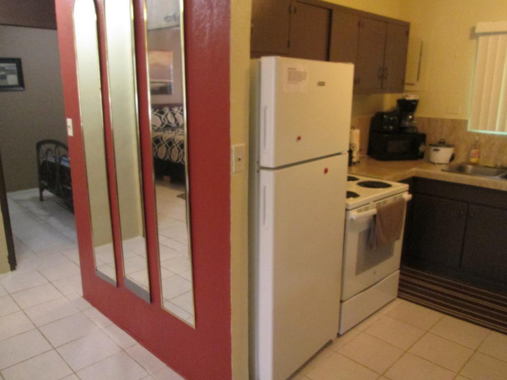 Pedro'S Place Тамунинг Екстериор снимка